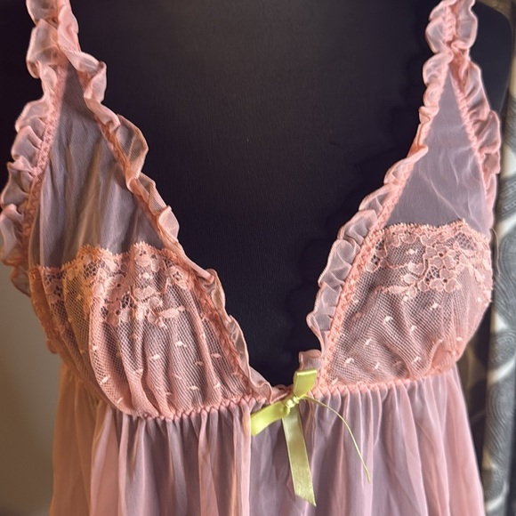 Victoria’s Secret Pale Apricot Sheer Chemise - Picture 2 of 7